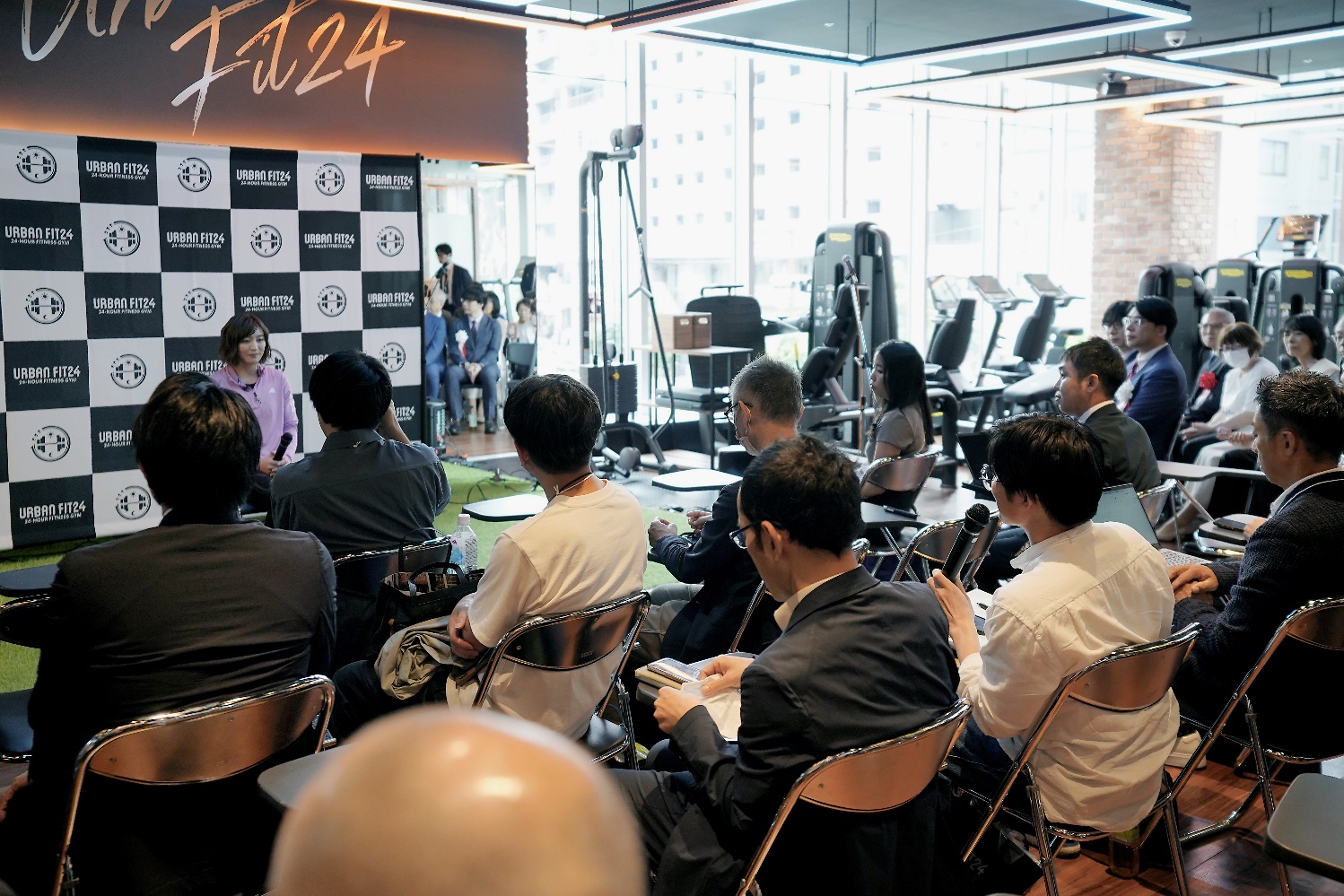 質疑応答では柔道を通じて人生に活かされていることや、世界選手権についての想いなどをお話いただきました。